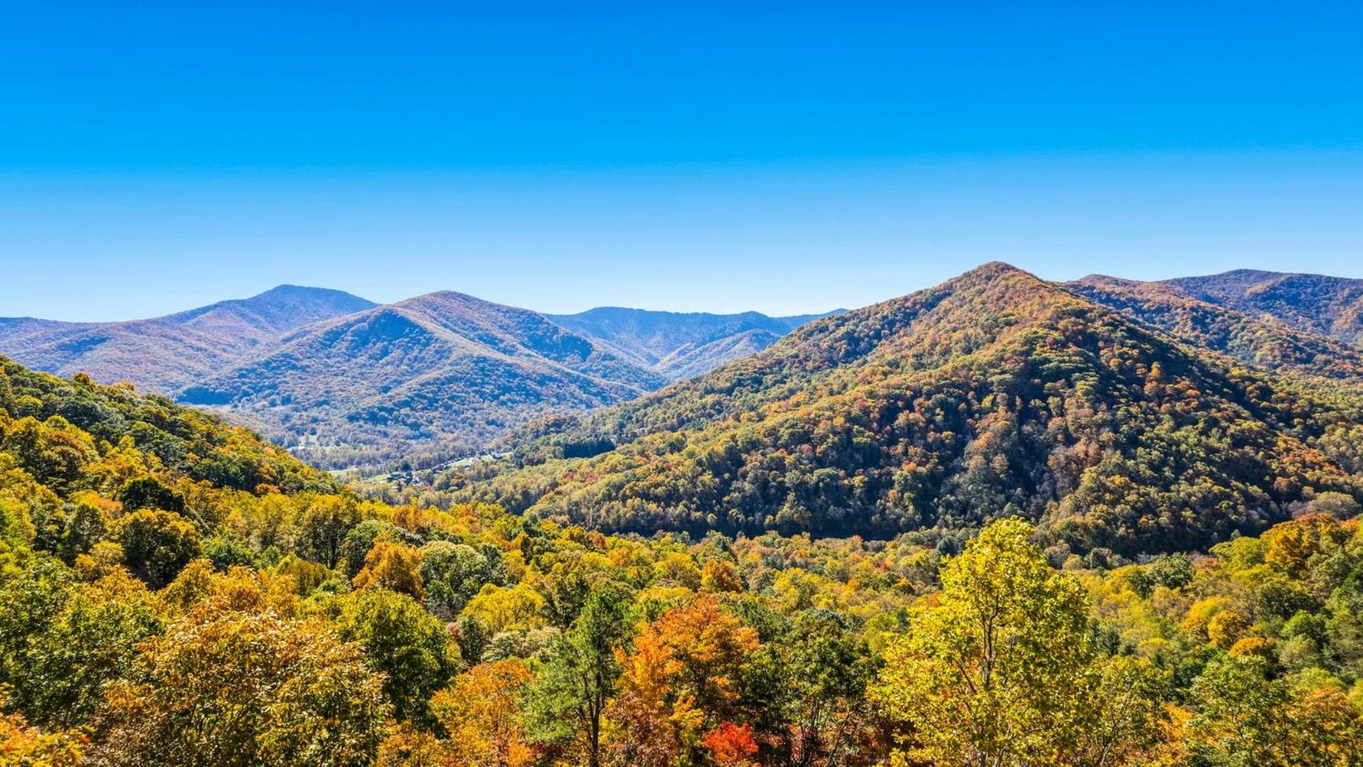 Maggie Valley Cabin With Beautiful Mountain Views, Hottub, Pet Friendly, Gameroom, Fireplace Exterior foto